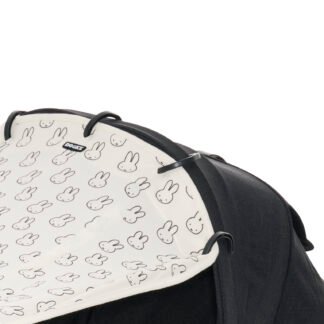 Cortina Miffy (Universal Cover)
